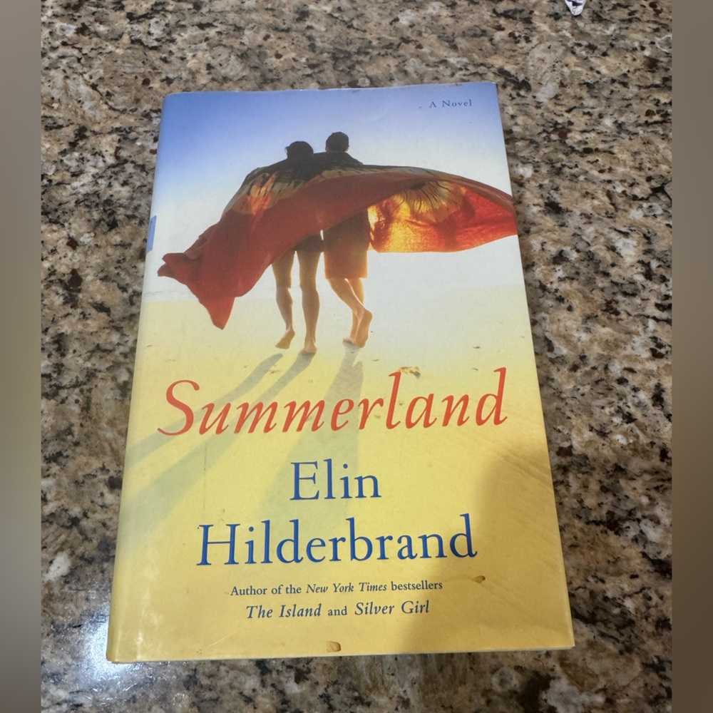 Elin Hilderbrand - Summerland - Hardback Book